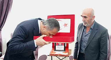 Cumhurbaşkanı Erdoğan şehit polis Şeyda Yılmaz'ın babası ile telefonda görüştü