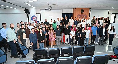 Denizli iş dünyası yapay zeka uygulamalarını öğrendi