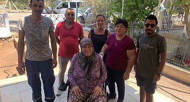 Didim'de akülü tekerlekli sandalye, engelli vatandaşa teslim edildi