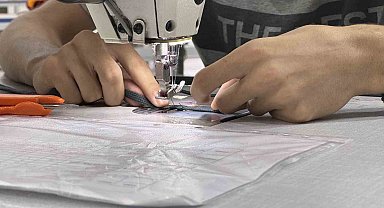 DİKA desteğiyle kurulan fabrikada öğrenciler mezun olmadan istihdam ediliyor