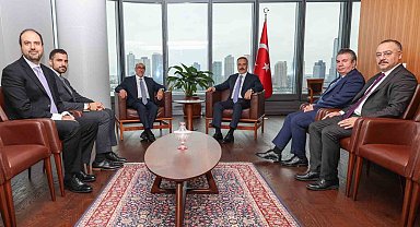 Dışişleri Bakanı Fidan, ABD Müslüman Kuruluşlar Konseyi Genel Sekreteri Cemal ile görüştü