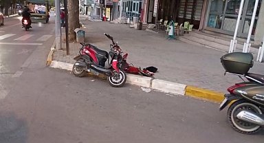 Edirne'de otomobil ile elektrikli motosiklet çarpıştı: 2 yaralı