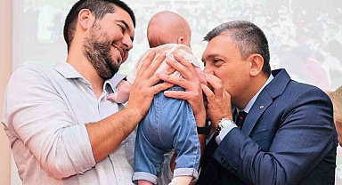 Eğitimlerini tamamlayan 11 koruyucu aile, 12 çocuğa yuva oldu