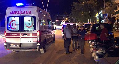 Elazığ'da motosiklet yayaya çarptı: 2 yaralı
