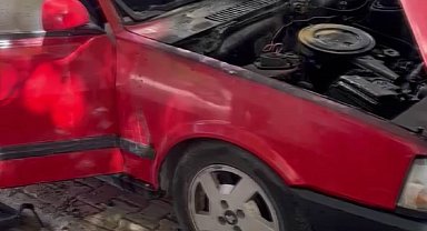 Elazığ'da park halindeki Tofaş alev aldı