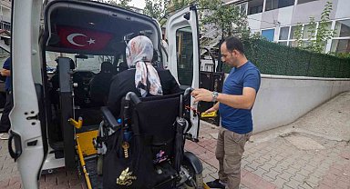 Engelsiz ulaşım: Ümraniye'de 'Engelli Hizmet Aracı'yla hayata tam katılım