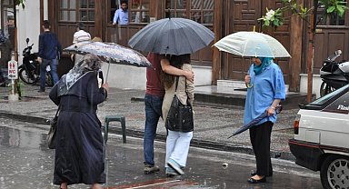 Erzincan ve Bayburt'ta sağanak yağış bekleniyor