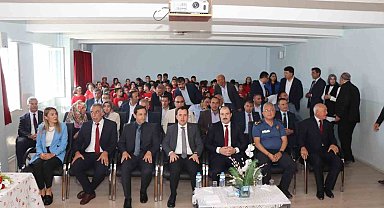 Erzurum'da ilköğretim haftasından renkli görüntüler
