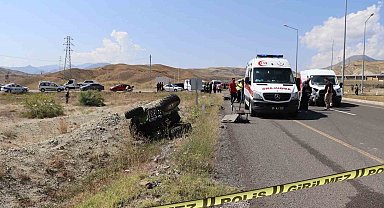 Erzurum'un Oltu ilçesinde feci trafik kazası