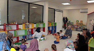 Esenler'de açılan Anne - Bebek Kütüphanesi 1 yaşında