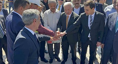 Eskil'de okul temeli atıldı, Kuran Kursu açıldı