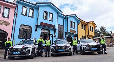 Eskişehir İl Jandarma Komutanlığı envanterine 5 yeni trafik aracı daha katıldı