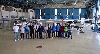 Eskişehir Teknik Üniversitesinin yeni gözbebekleri eğitim uçakları öğrencilerle gökyüzünde