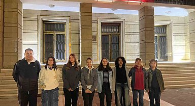 Eskişehirli öğrenciler 'Maziden Atiye Ahlat' projesi ile Ahlat'a uğurlandı