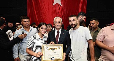 Evlilik Okulu'nda eğitim gören 462 çift daha sertifikasını aldı