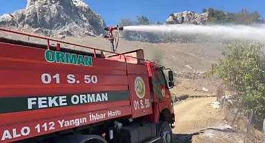 Feke'de ev yangını