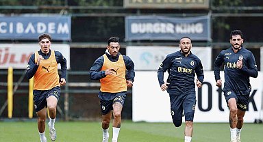Fenerbahçe, Twente maçı hazırlıklarına başladı