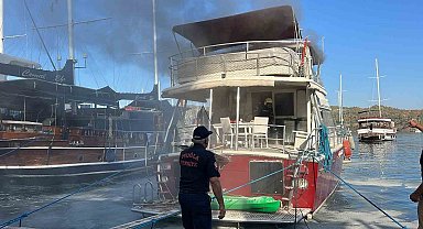 Fethiye'de tekne yangını