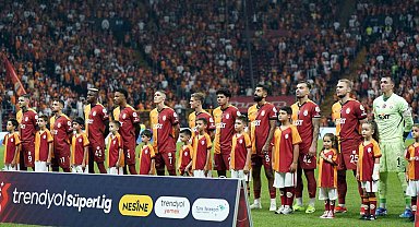 Galatasaray'da 6 değişiklik
