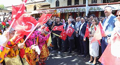 Gastroantep festivali düzenlenen kortej ile başladı