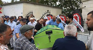 Gazeteci Deniz'in babası toprağa verildi