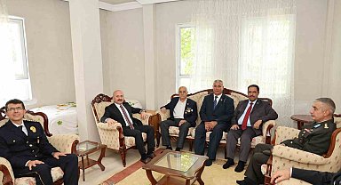 Gaziler evlerinde ziyaret edildi