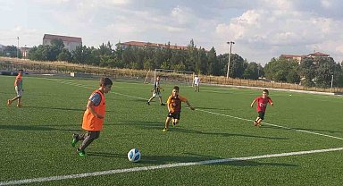 Gediz'de toplam 2 bin 771 kişiye sporcu kartı çıkartıldı