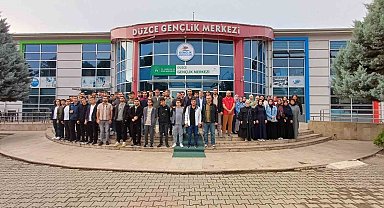 Gençler sabah namazında buluştu