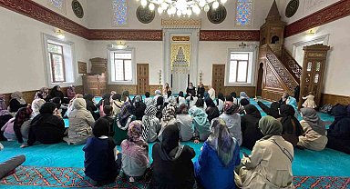 Gençler ve çocuklar cami-genç buluşmasında bir araya geldiler