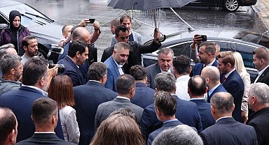 Gençlik ve Spor Bakanı Bak: "Bu millete hizmet etmeye devam ediyoruz"