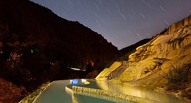 Göksu Travertenleri yıldızlar altında mest etti