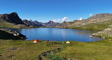 Gökyüzünün komşusu; Yedigöller