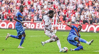 Göztepe, ligde ilk yenilgisini aldı