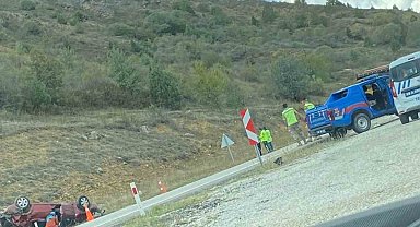 Gümüşhane'de otomobil takla attı: 1'i çocuk 6 yaralı