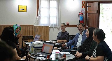 Gürsu Belediyesi'nden üniversite hayali kuran gençlere destek