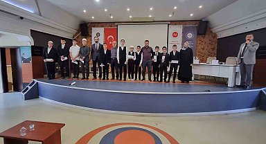 Hafız öğrenciler Düzce'de yarıştı