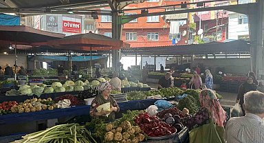 Halk pazarına yoğun ilgi