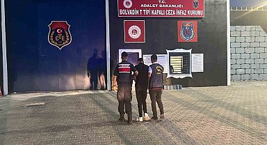 Hırsızlık suçundan aranan şahsı jandarma yakaladı