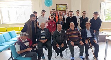 Huzurevi sakinlerine saç bakımı