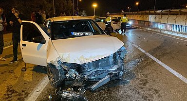 İki otomobilin çarpıştığı kazada 6 kişi yaralandı