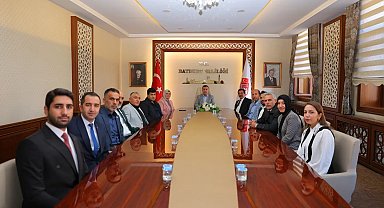 İl Kutlama Komitesi, Vali Eldivan'ı ziyaret etti