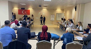 İl Sağlık Müdürlüğü 'İlkyardım Eğitici Eğitmeni Eğitimi' programını başlattı