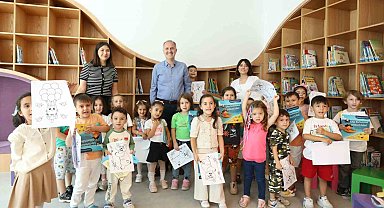 İnegöl'ün ilk çocuk kütüphanesinde masal heyecanı