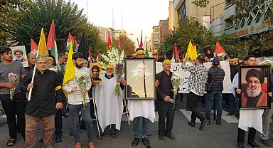 İran'da Nasrallah'ın ölümü sonrası protestolar sürüyor