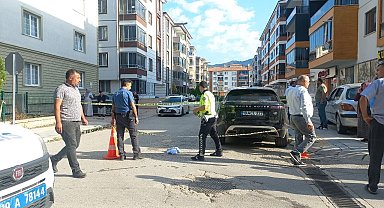 İş adamı evinin önünde silahlı saldırıya uğradı