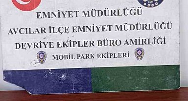 İş yerinin masasından telefon çalan şahıs yakalandı