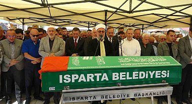 Isparta Belediye Başkanının kızı Isparta'da son yolculuğuna uğurlandı