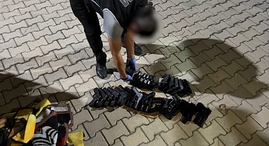 Isparta'da kaçak 30 adet tabanca ve 30 adet şarjör ele geçirildi