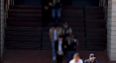 Isparta'da öğrencilerin kimlik bilgilerini bahis sitelerinde kullanan 5 şüpheli yakalandı