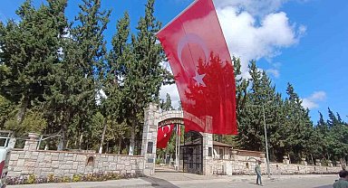 İsrail'in katlettiği Ayşenur'un cenaze töreni için mezarlıkta hazırlıklar tamamlandı
